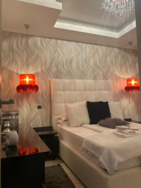 Central Luxury Apartament Nr 5 *****